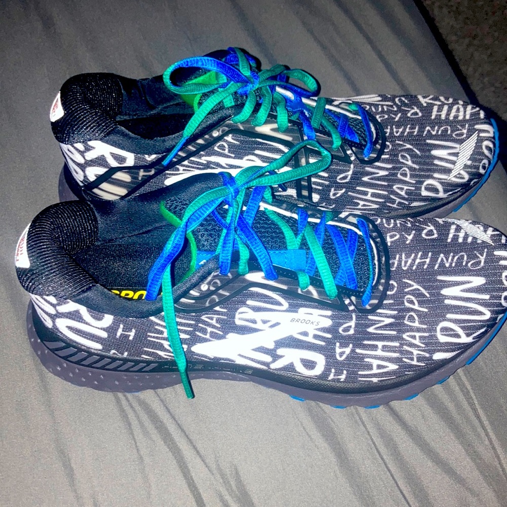 Women’s Brooks Adrenaline Run Happy Size 10.5